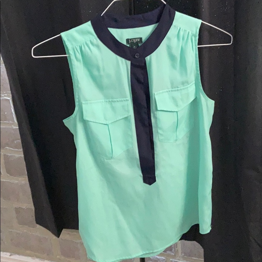 Jcrew sleeveless seafoam and navy blue blouse